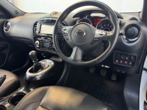 2016 Nissan Juke 1.2 Dig-T Tekna Euro 6 (s/s) 5dr in White — image 4