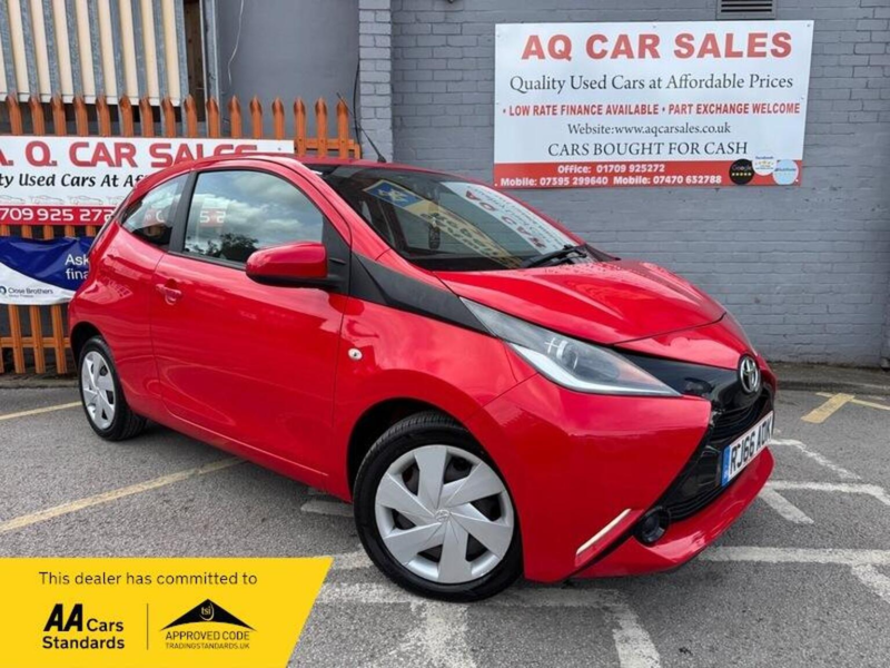 2016 Toyota Aygo 1.0 Vvt-I X-Play Euro 6 3dr in Red — image 1
