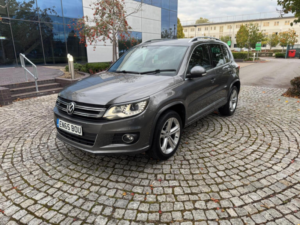 2015 Volkswagen Tiguan 2.0 Tdi Bluemotion Tech R-Line Edition DSG 4WD Euro 6 (s/s) 5dr in Grey — image 3