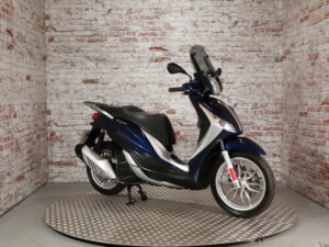 2019 Piaggio Medley 125 in Blue — image 3