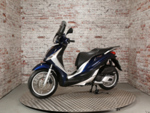 2019 Piaggio Medley 125 in Blue — image 5