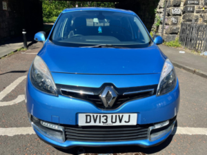 2013 Renault Grand Scenic 1.5 Dci Energy Dynamique Tomtom in Blue — image 3