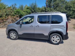 2021 Peugeot Rifter 1.2 Puretech Allure in Grey — image 6