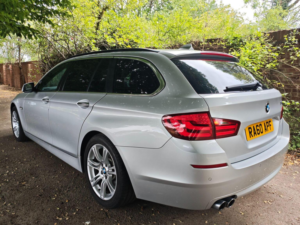 2010 BMW 5 Series 3.0 528i Se Touring Steptronic Euro 5 5dr in Other — image 4