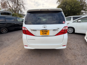 2008 Toyota Alphard 240g 7 Seats in White — image 5