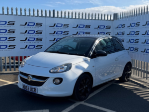 2013 Vauxhall Adam 1.4 16v Jam Hatchback 3dr Petrol Manual Euro 5 (87 Ps) in White — image 5