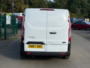 2017 Ford Transit Custom 2.0 Tdci 270 Panel Van 5dr Diesel Manual L1 H1 (157 G/km, 104 Bhp) in White — image 6