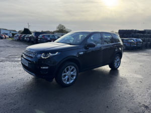 2016 Land Rover Discovery Sport 2.0 Td4 Hse in Black — image 6