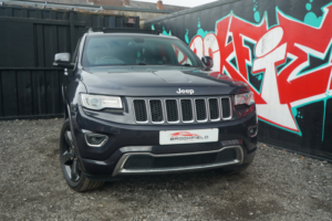 2013 Jeep Grand Cherokee 3.0 V6 Crd Overland SUV 5dr Diesel Auto 4WD Euro 5 (247 Bhp) in Grey — image 4