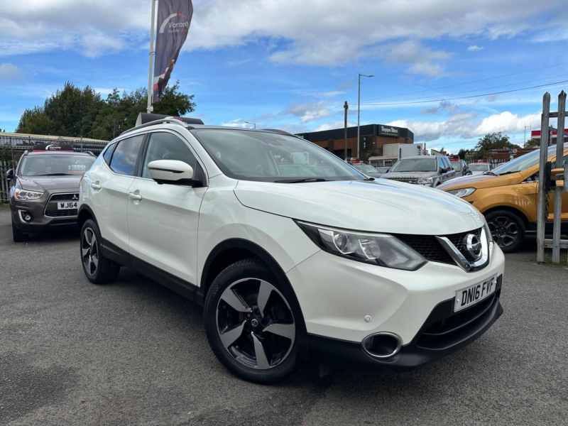 2016 Nissan Qashqai 1.2 Dig-T N-Tec+ 2WD Euro 6 (s/s) 5dr in White — image 1