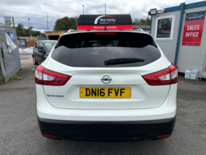 2016 Nissan Qashqai 1.2 Dig-T N-Tec+ 2WD Euro 6 (s/s) 5dr in White — image 6