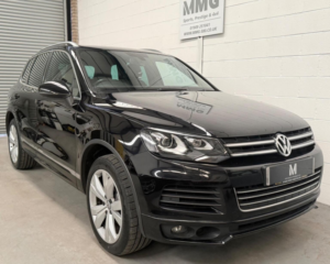 2014 Volkswagen Touareg 3.0 Tdi V6 Bluemotion Tech R-Line Tiptronic 4WD Euro 5 (s/s) 5dr in Black — image 5