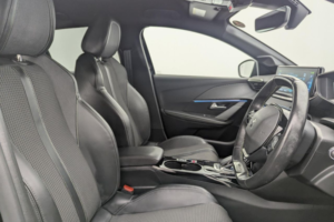 2022 Peugeot E-208 50kwh Gt Hatchback 5dr Electric Auto (7kw Charger) (136 Ps) in Black — image 3