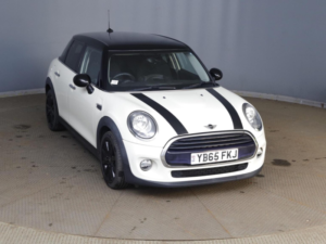 2015 MINI Hatch