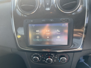 2017 Dacia Sandero 0.9 Laureate Tce 90 in Black — image 4