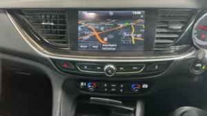 2017 Vauxhall Insignia 1.6 Turbo D Blueinjection Sri Nav Grand Sport Euro 6 (s/s) 5dr in Black — image 5