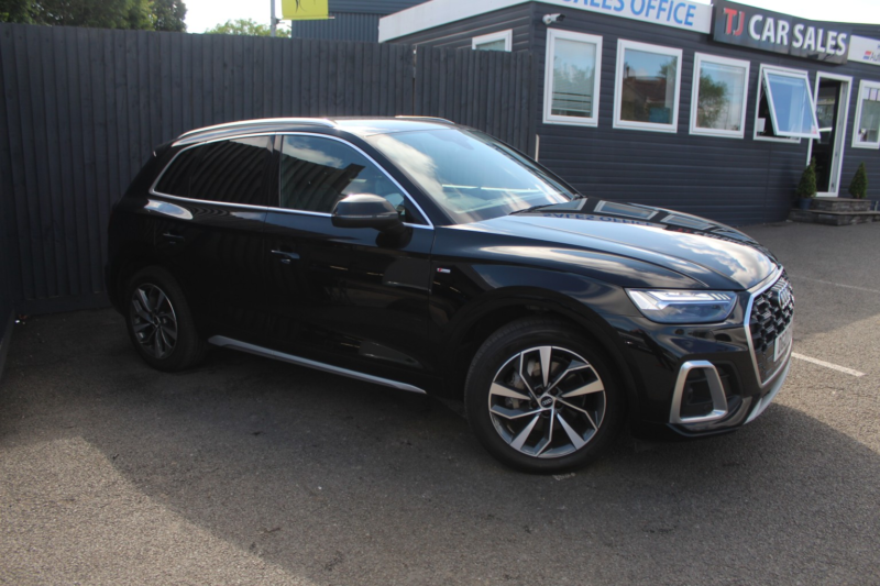 2021 Audi Q5 2.0 Tdi 40 S Line in Black — image 1