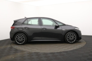 2021 Volkswagen Id.3 Pro Performance 58kwh Life Hatchback 5dr Electric Auto (204 Ps) in Grey — image 2