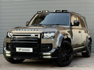 2020 Land Rover Defender 110 2.0 Sd4 S in Brown — image 2