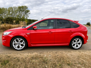 2010 Ford Focus 2.5 Siv St-3 in Red — image 2