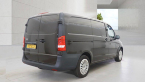 2022 Mercedes-Benz Evito 116 E 66kwh Progressive Auto Fwd L2 6dr (lwb) in Brown — image 3