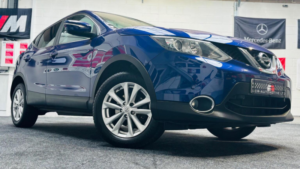 2014 Nissan Qashqai 1.2 Dig-T Acenta Premium 2WD Euro 5 (s/s) 5dr in Blue — image 4