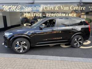 2019 Volvo Xc90 2.0 Plus Dark B5 (235 Hp) in Black — image 5
