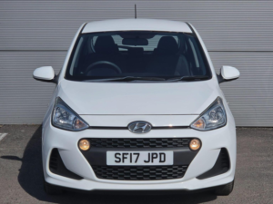 2017 Hyundai I10 1.0 Se Euro 6 5dr in White — image 3