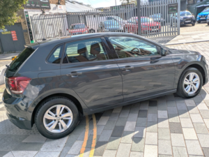 2018 Volkswagen Polo 1.0 Tsi Se in Grey — image 5