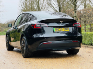 2025 Tesla Model Y Long Range Auto Rwd 5dr in Black — image 6