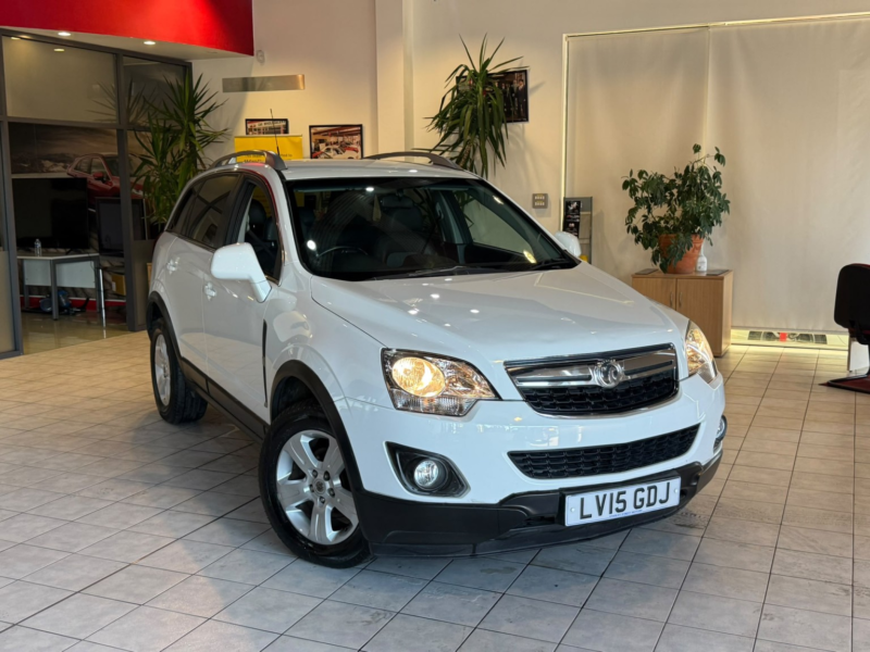2015 Vauxhall Antara 2.2 Cdti Exclusiv in White — image 1