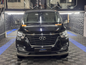 2018 Hyundai I800 2.5 Crdi Se Nav Euro 6 5dr in Black — image 2