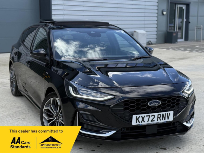 2022 Ford Focus 1.0t Ecoboost Mhev St-Line Vignale Euro 6 (s/s) 5dr in Black — image 1