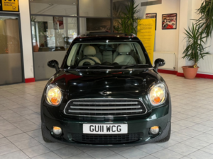 2011 MINI Countryman 2.0 Cooper D All4 Countryman Auto in Green — image 4
