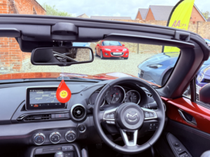 2016 Mazda Mx-5 2.0 Skyactiv-G Sport Nav in Red — image 2