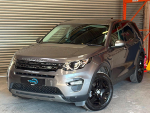 2017 Land Rover Discovery Sport 2.0 Ed4 Se Tech Euro 6 (s/s) 5dr (5 Seat) in Grey — image 2