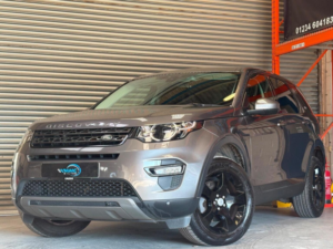 2017 Land Rover Discovery Sport 2.0 Ed4 Se Tech Euro 6 (s/s) 5dr (5 Seat) in Grey — image 4