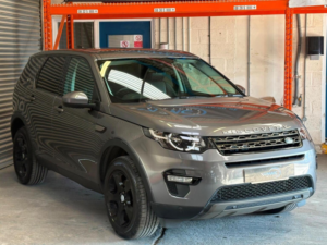 2017 Land Rover Discovery Sport 2.0 Ed4 Se Tech Euro 6 (s/s) 5dr (5 Seat) in Grey — image 5