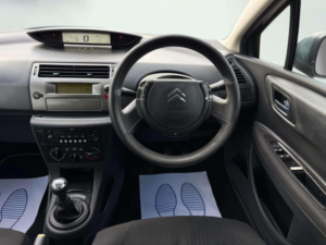 2010 Citroen C4 1.4i Vtr Euro 4 (s/s) 5dr in Grey — image 3