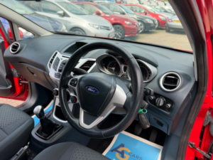 2012 Ford Fiesta 1.4 Zetec 5dr in Red — image 3