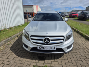 2015 Mercedes-Benz Gla 2.1 Gla200d Amg Line in Silver — image 4