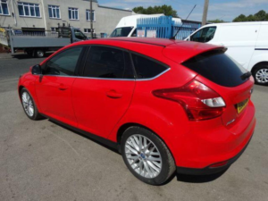 2012 Ford Focus 1.6 Tdci Zetec Euro 5 (s/s) 5dr in Red — image 6