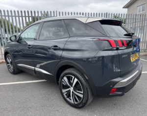 2018 Peugeot 3008 Allure 1.2 Puretech in Grey — image 4
