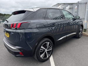 2018 Peugeot 3008 Allure 1.2 Puretech in Grey — image 5