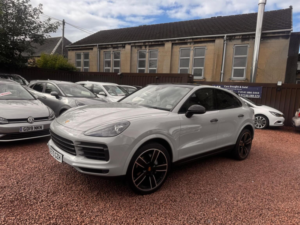 2020 Porsche Cayenne 3.0t V6 Tiptronics 4WD Euro 6 (s/s) 5dr in Grey — image 6
