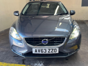 2014 Volvo V40 2.0 D3 Se Euro 5 (s/s) 5dr in Grey — image 2
