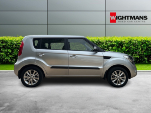 2014 Kia Soul 1.6 Gdi 2 in Silver — image 2
