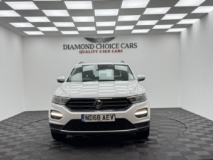 2018 Volkswagen T-Roc 1.0 Tsi Se in White — image 2