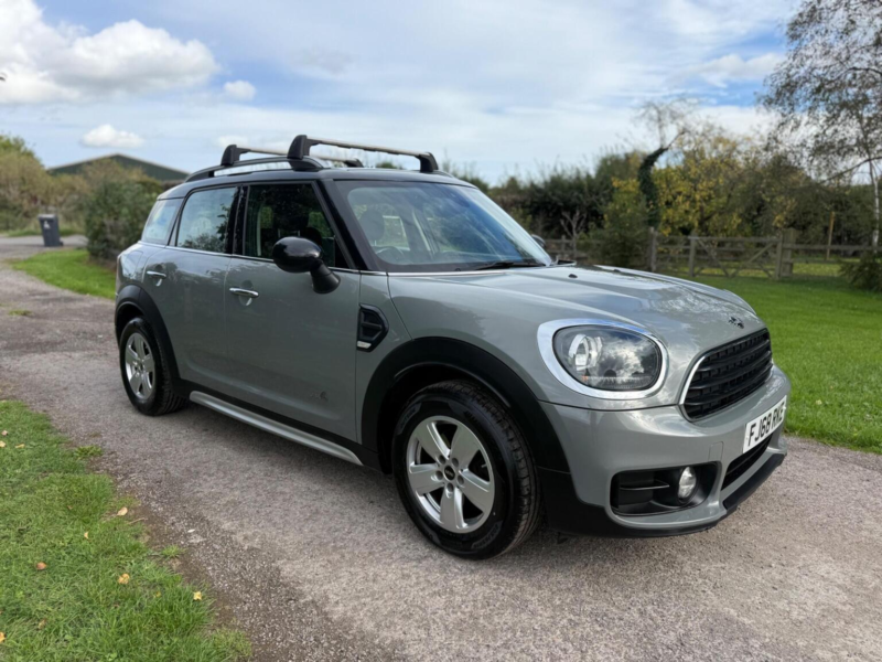 2018 MINI Countryman 2.0 Cooper D All4 Euro 6 (s/s) 5dr in Grey — image 1