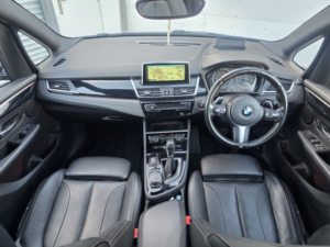 2016 BMW 2 Series Gran Tourer 2.0 220i M Sport Gran Tourer in Grey — image 2